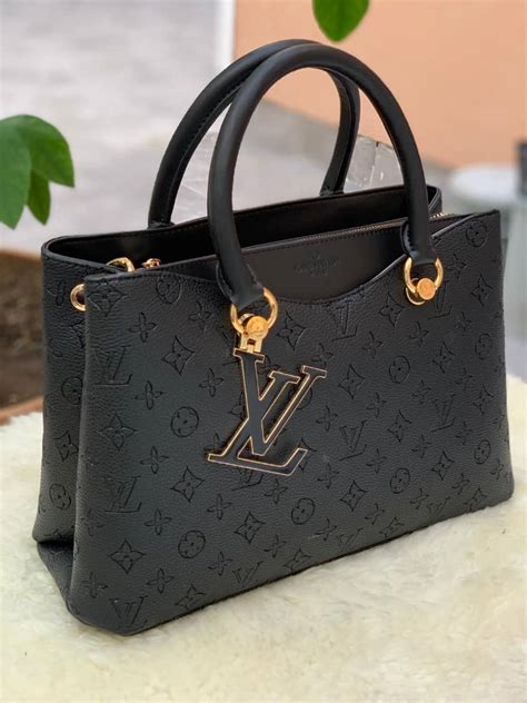 sac louis vuitton femme site officiel|prix sac louis vuitton original.